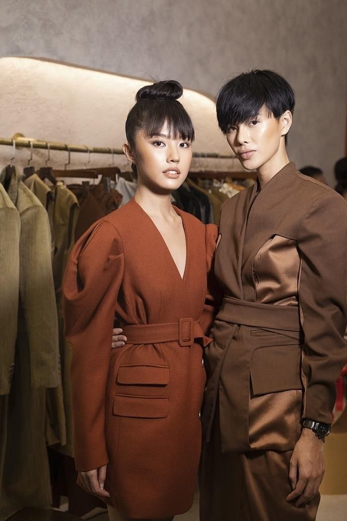 Rima Thanh Vy và Hà Kino - hai nhân vật chính của sự kiện. Với bộ sưu tập đầu tay, hai mẫu trẻ được đánh giá là liều lĩnh khi thử sức vai trò mới.