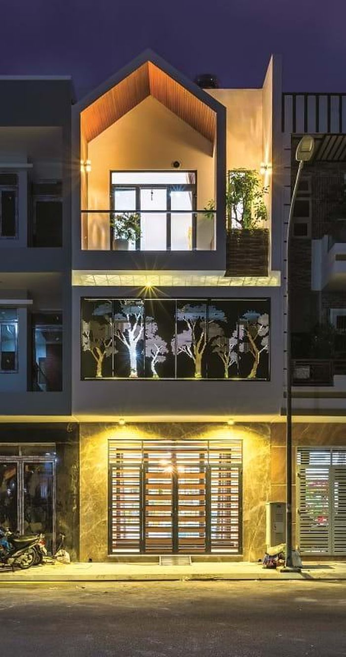 Mặt tiền nhà nhìn rất bắt mắt.