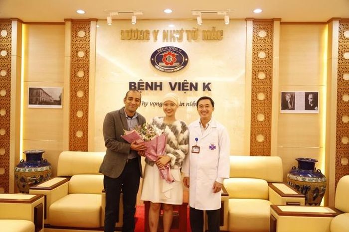 Nữ sinh Thủy Tiên được tài trợ thuốc điều trị đích hơn 600 triệu đồng. Ảnh: T.H.