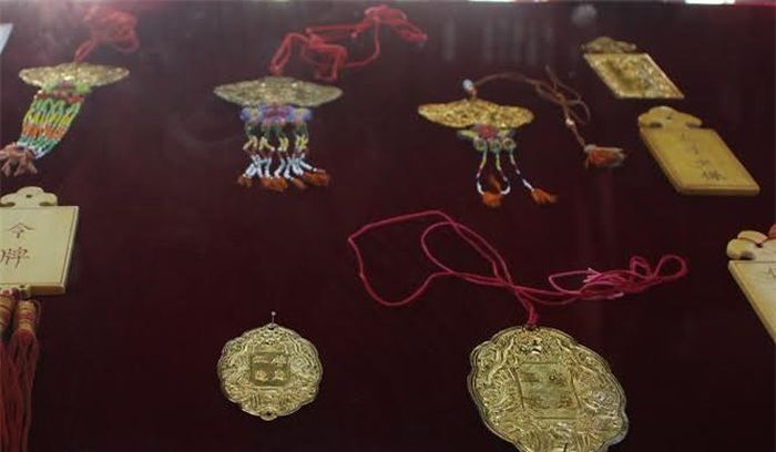  Ngọc tỷ thời xưa. 