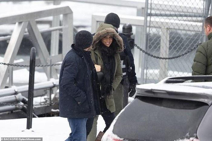  Meghan Markle xuất hiện vui vẻ sau khi rời khỏi Hoàng gia Anh. 