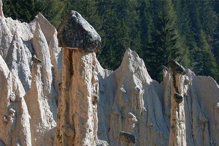  Kim tự tháp tự nhiên của trái đất chỉ có ở Nam Tyrol. 