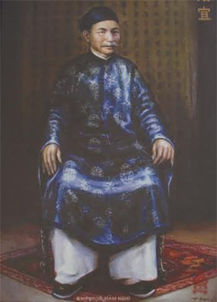 Ông đã đứng ra chiêu binh đãi sĩ về hội ngộ dưới lá cờ của phong trào Cần Vương để đấu tranh giành lại nền độc lập cho dân tộc. 