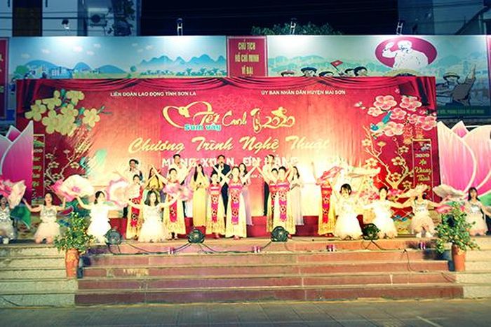 Một tiết mục nghệ thuật tại Chương trình.