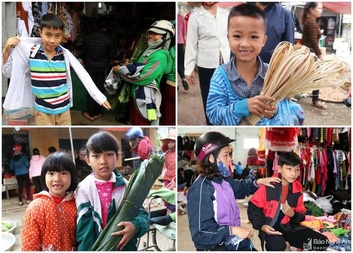 Nhiều trẻ em theo mẹ đi chợ để mua sắm quần áo mới hay phụ giúp gia đình bán hàng, mang xách quà Tết… Chợ Tết với trẻ em nông thôn là nơi lưu dấu kỷ niệm tuổi thơ, một không gian vô cùng hấp dẫn.