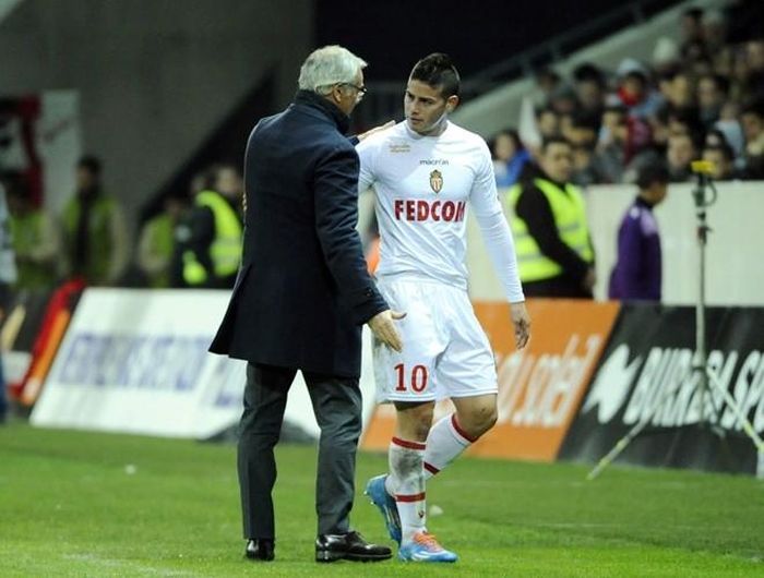  8. Claudio Ranieri. Tổng chi: 682.6 triệu bảng. Hợp đồng lớn nhất: James Rodriguez, 38.5 triệu bảng 