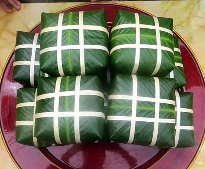 Thay vì tự gói thì những năm gần đây các gia đình đặt mua bánh chưng nhiều hơn