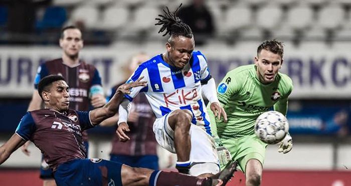 Heerenveen đã giành chiến thắng 4-3 trước Willem II trên loạt sút luân lưu