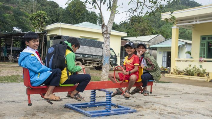 Những ánh mắt, nụ cười tươi vui của các em là hình ảnh đẹp còn đọng mãi trong các thành viên của đoàn