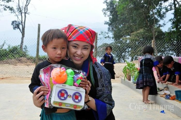 Đồ chơi là món đồ xa xỉ đối với trẻ em vùng cao