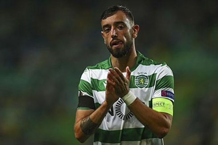 Tin đồn Manchester United chiêu mộ Bruno Fernandes đã có từ mùa giải trước, nhưng đến nay vẫn chưa có động thái gì cụ thể cho thấy cầu thủ này sẽ đến với sân Old Trafford.