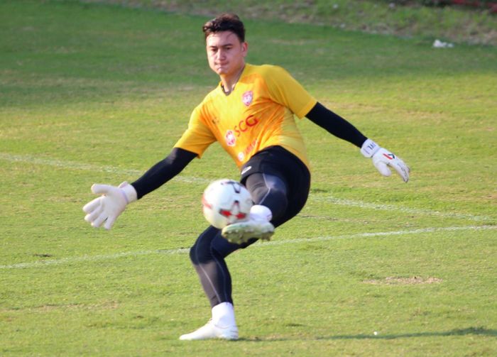 Văn Lâm cùng Muangthong United hối hả chuẩn bị cho Thai League 2020.Ảnh: Kitti Tupmalai