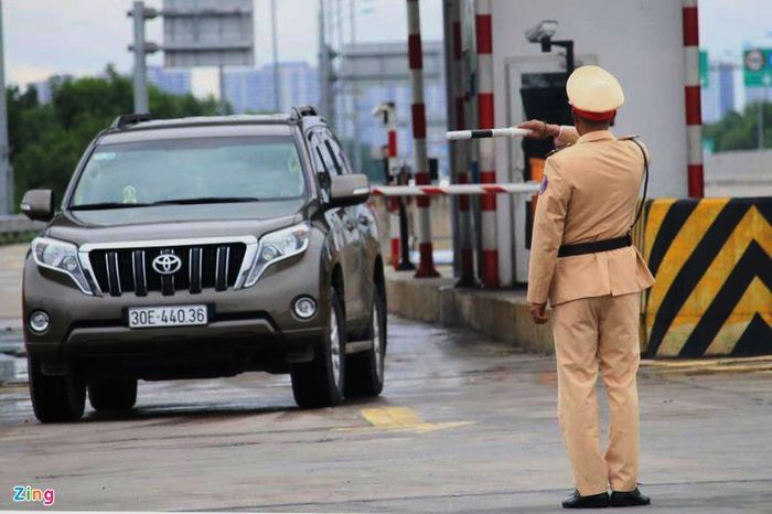  Các phương tiện được kiểm soát ngay từ đầu vào, trước khi đi vào cao tốc. Việc này nhằm kịp thời phát hiện, ngăn chặn trước khi tài xế sử dụng rượu bia khi tham gia giao thông. 