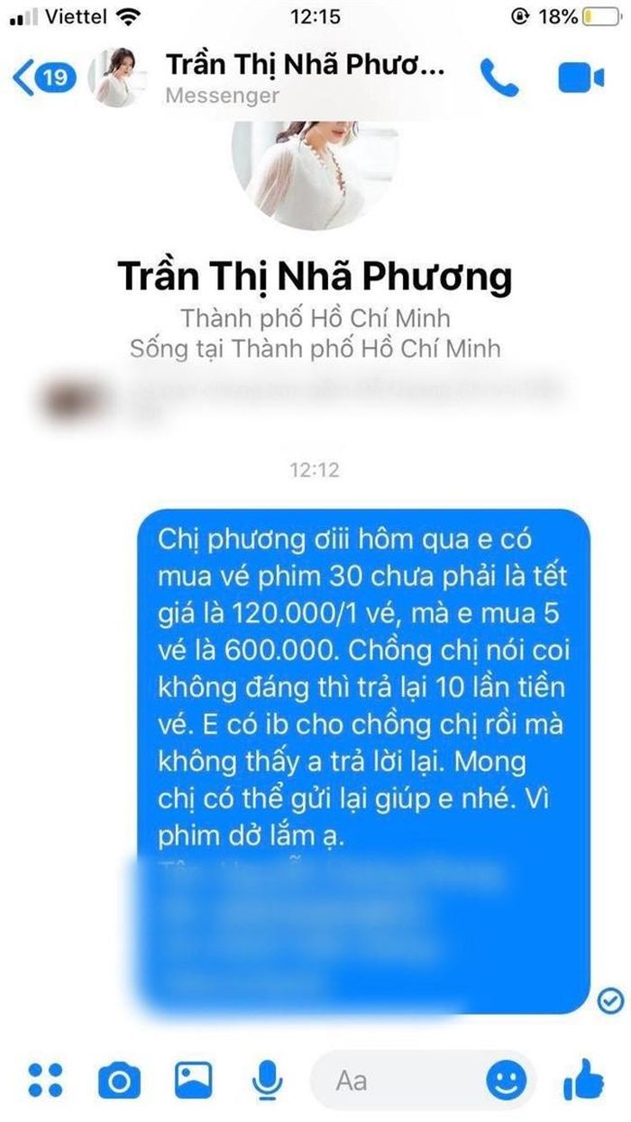 Khán giả nhắn tin cho Nhã Phương để đòi tiền vé.