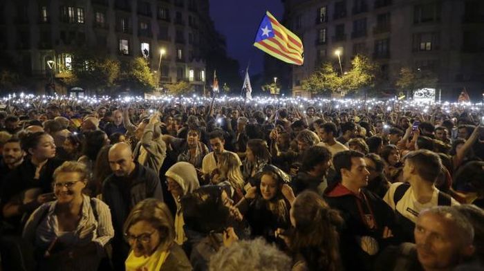 Cuộc biểu tình của những người ủng hộ nền độc lập của xứ Catalan ở Barcelona, ngày 20/10/2019. (Ảnh: AP)