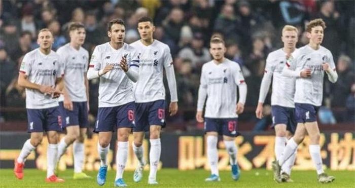 Tháng trước, đội dự bị Liverpool từng thảm bại 0-5 trước Aston Villa ở tứ kết cúp Liên đoàn