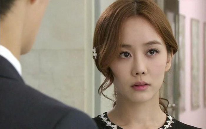 Vợ cau có gây sự ngay ngày mồng 1 vì em trai tôi "lỡ" xông đất. Ảnh minh họa
