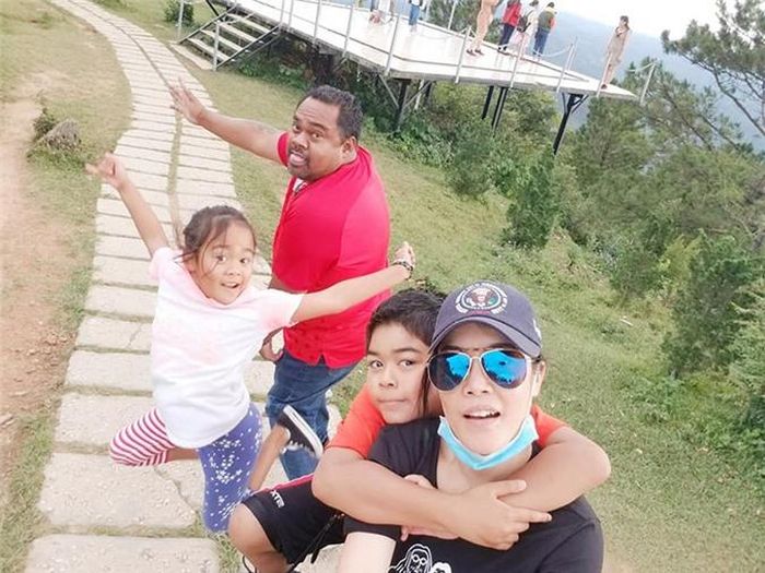  Thu Phương và Dũng Taylor có hai người con chung: cậu con trai Gia Bảo kháu khỉnh và cô con gái Thanh Thủy xinh xắn, dễ thương. 