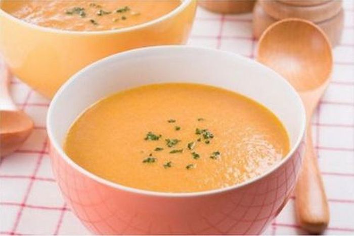 Chế biến thức ăn dạng mềm, dễ tiêu hóa.