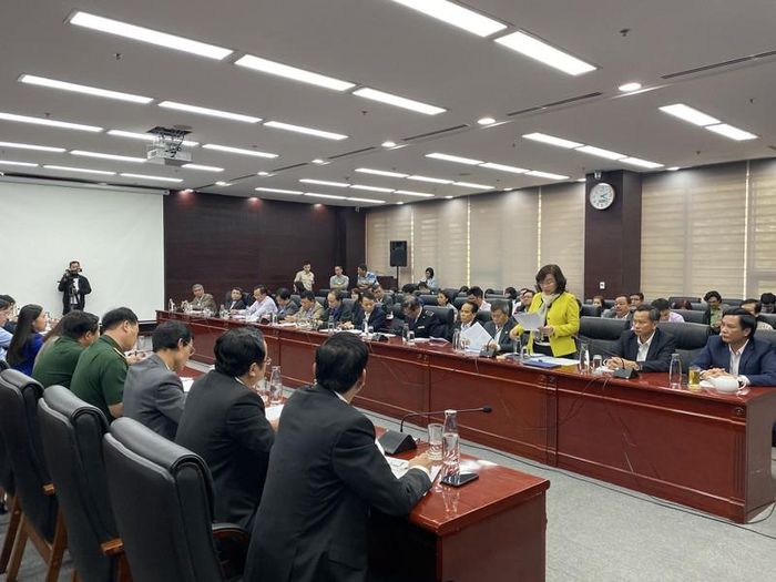  Chiều 31/1, UBND TP. Đà Nẵng đã hợp với các Sở, ban, ngành để bàn phương án phòng chống dịch bệnh viêm phổi cấp