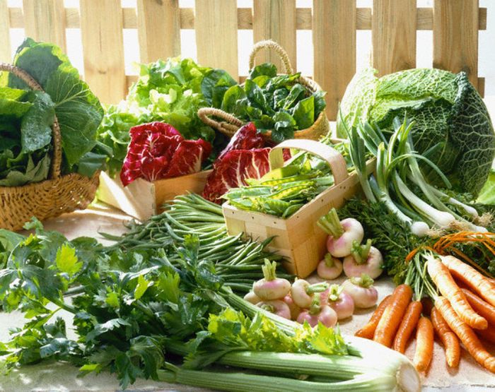 Rau xanh chứa nhiều chất xơ và chất ô xy hóa tốt cho sức khỏe