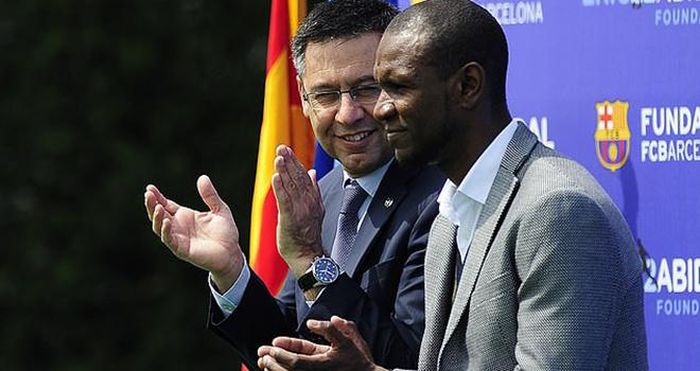 Abidal vẫn giữ được ghế GĐTT tại Barca