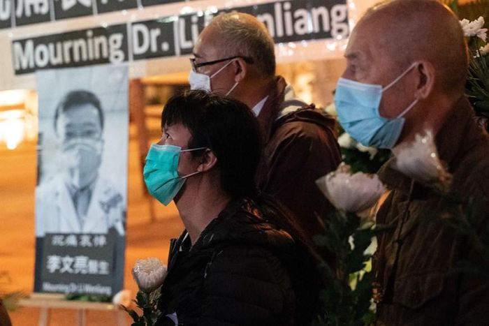 Lễ tưởng niệm bác sỹ Lý Văn Lượng ở Hong Kong, ngày 7/2. (Nguồn: Getty Images)