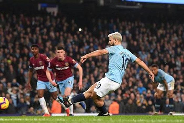 Manchester City chỉ còn mục tiêu nằm trong top 4 tại Ngoại hạng Anh mùa giải này.