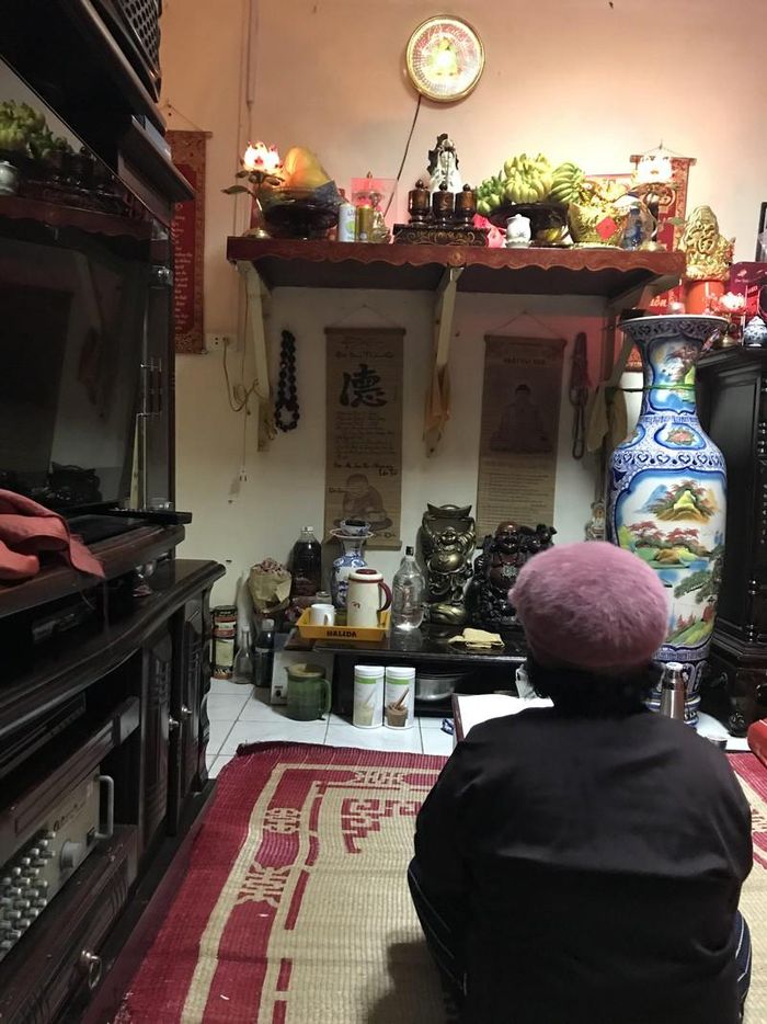 Cầu an tại gia