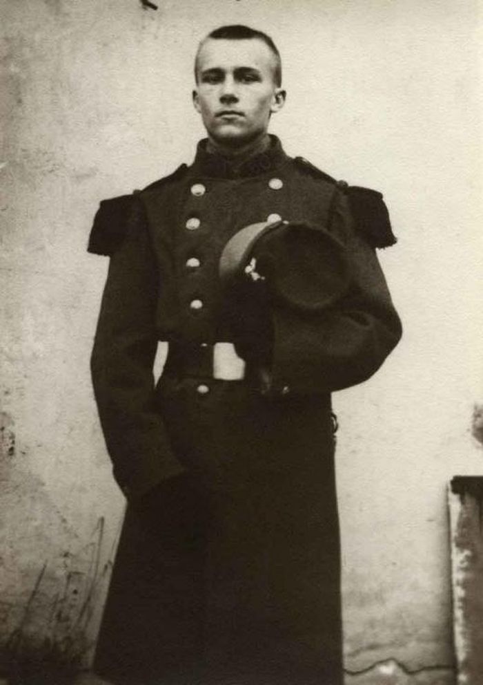 Jacques Deprat thời trẻ.