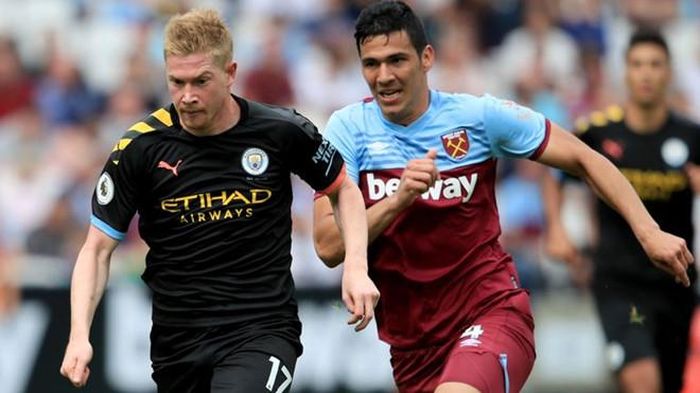 Trận Man City - West Ham vốn thuộc về lịch thi đấu của cuối tuần trước, phải hoãn vì bão/AFP