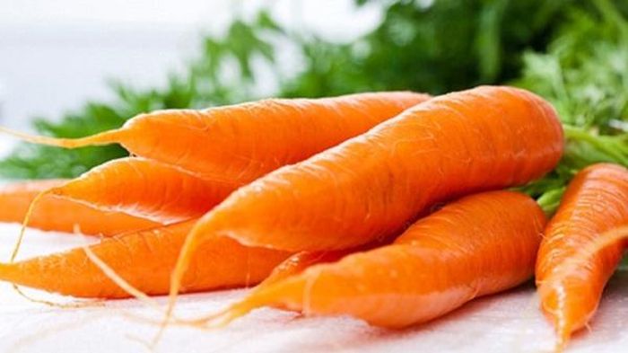 Cà rốt chứa dưỡng chất tốt cho mắt.