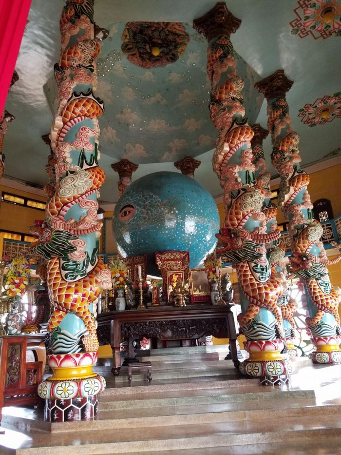 Đây là một công trình tôn giáo của đạo Cao Đài, nơi đây thờ Thiên Nhãn - biểu tượng thiêng liêng của đạo Cao Đài. 