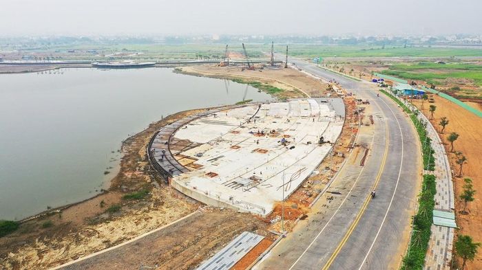Trái tim của khu đô thị Vạn Phúc City là hồ trung tâm Đại Nhật rộng 16 ha đang trong quá trình xây dựng, trong đó có 6,8 ha là công viên giải trí Ocean World 