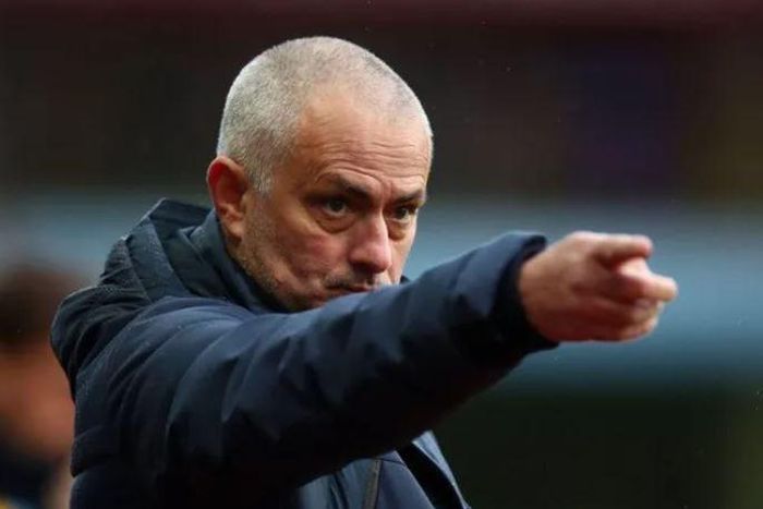  Jose Mourinho quan tâm tới việc liệu đội về đích thứ nhì năm 2018 có thể trở thành nhà vô địch hay không? 