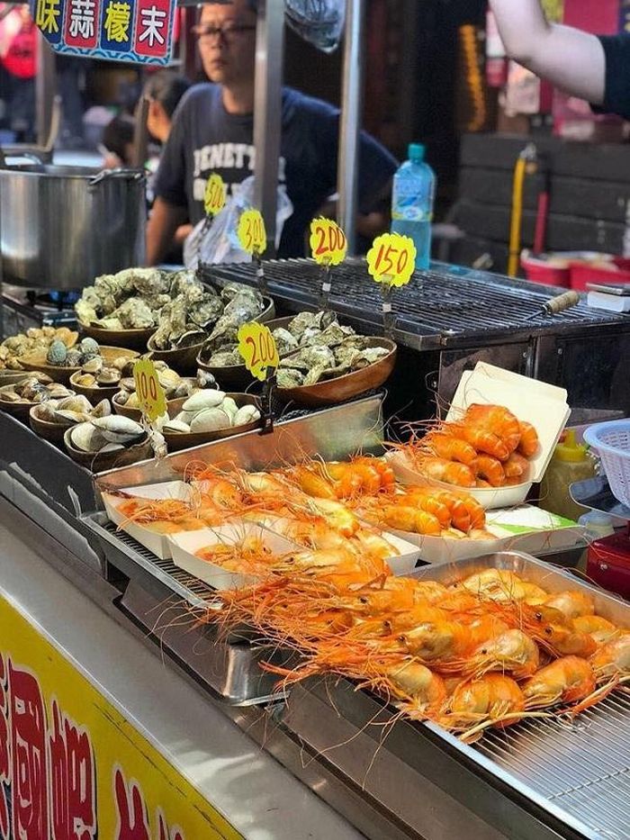 Chợ đêm ở Đài Loan. Ảnh: ST