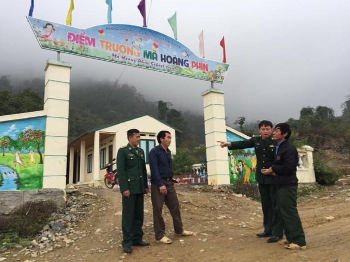 Điểm trường Mã Hoàng Phìn đang hoàn thiện những khâu cuối cùng.