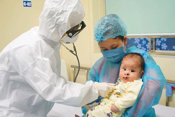 Bệnh nhi 3 tháng tuổi đã có kết quả âm tính với Covid-19 và được xuất viện sáng 20-2.