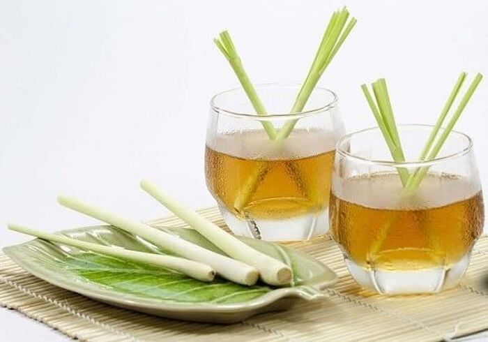 Uống nước sả mỗi ngày giúp bạn giảm cân hiệu quả (Ảnh minh họa)