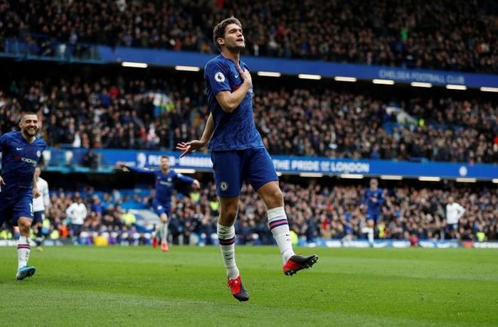 Alonso sút xa nhân đôi cách biệt cho chủ nhà ngay đầu hiệp 2. Ảnh: Reuters.