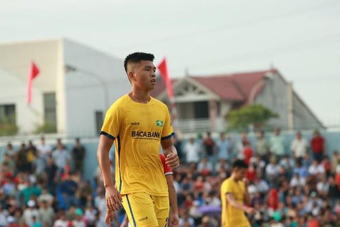 Trung vệ Nguyễn Bá Đức. Ảnh: Xuân Thủy