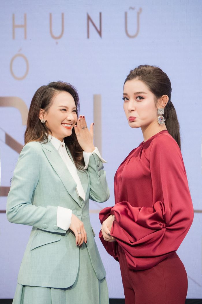 “Những phụ nữ có gu” là một show truyền hình tổng hợp mới của VTV với thời lượng 60 phút. Chương trình với nội dung xoay quanh phụ nữ và những điều họ cần để hoàn thiện bản thân, trở thành một người phụ nữ mới năng động luôn bắt kịp mọi xu hướng của đời sống.