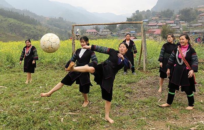 Nhiều pha xử lý bóng khéo léo.