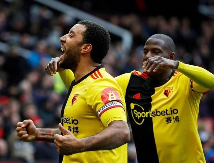  Phút 53, Troy Deeney làm tung lưới M.U nhưng Watford lại bị VAR từ chối công nhận bàn thắng 