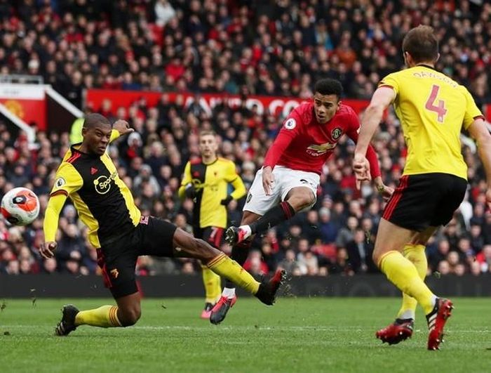  Phút 75, Mason Greenwood ấn định tỉ số 3-0 cho M.U sau một pha phản công chớp nhoáng 