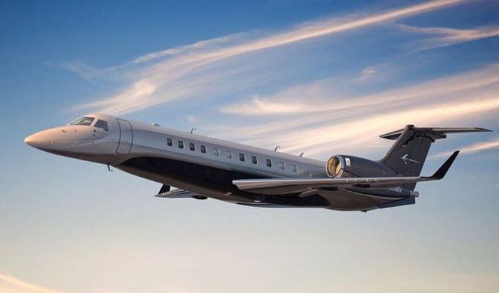 Leo Messi chọn Embraer Legacy 650 - máy bay giành cho giới nhà giàu