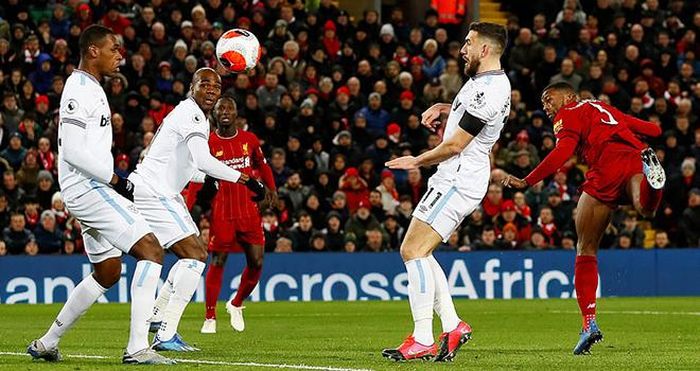 Wijnaldum mở tỷ số cho Liverpool