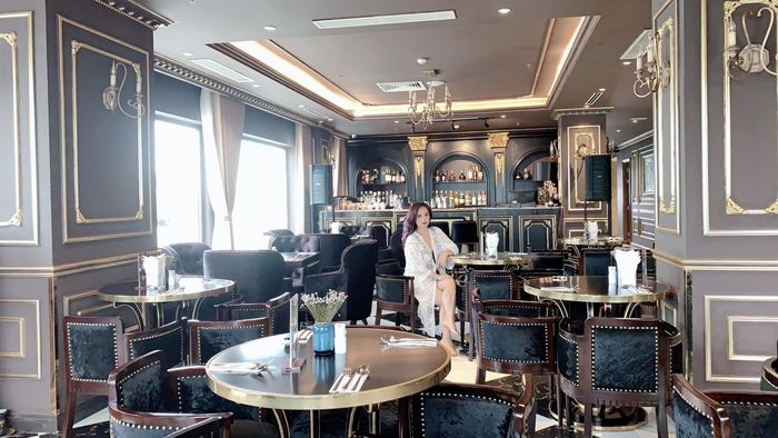 "Tôi có tiền, có danh tiếng, có gia đình hạnh phúc, có bạn bè yêu thương và đặc biệt có công việc yêu thích thế nên, giờ là lúc tôi muốn làm điều tôi thích", nữ diễn viên chia sẻ.