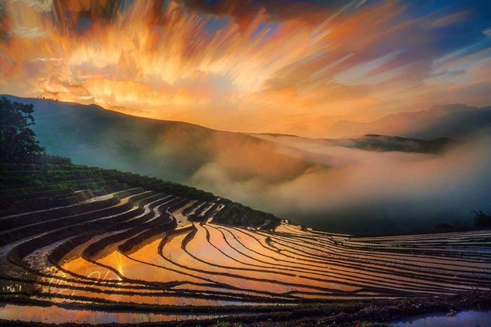 Mùa nước đổ. Ảnh: Huyền Vũ