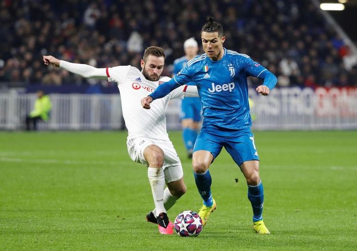 Khi ấy, Juventus đang bị Lyon dẫn 0-1. Vài phút ít ỏi còn lại không đủ để Ronaldo và các đồng đội gỡ hòa trong ngày anh đã chơi thiếu ấn tượng.